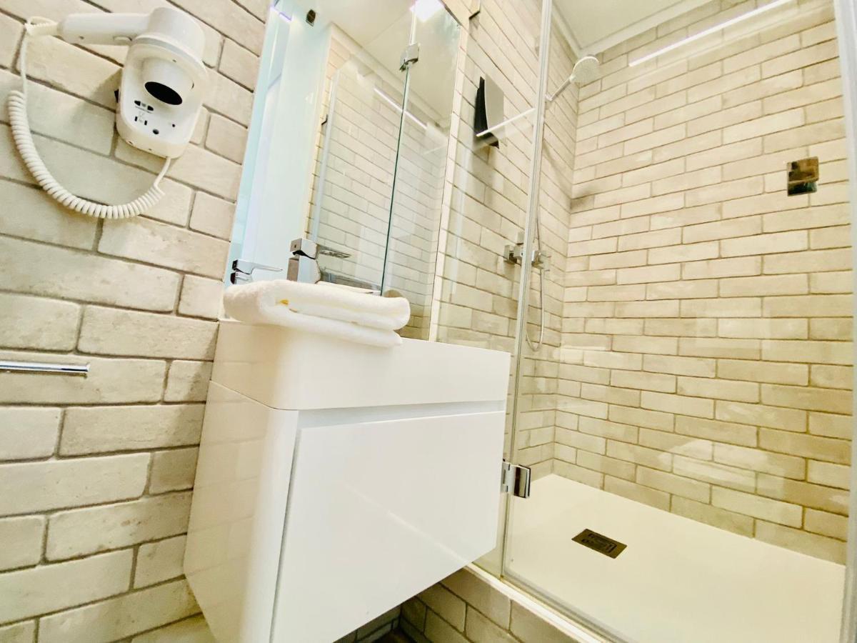 Gloria 10 Deluxe Bed & Breakfast Lisboa Екстериор снимка
